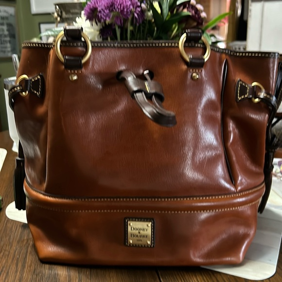 D&B purse in wonderful condition. - Picture 4 of 13